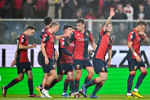 تعقد مهمة أودينيزي.. جنوى يعوض لسكة الانتصارات في الكالتشيو